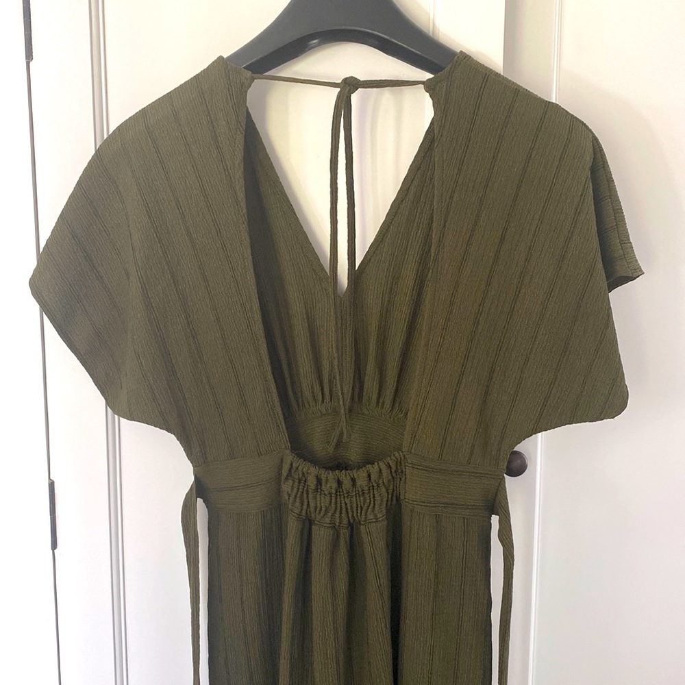 🍓Mango open back midi dress - XS